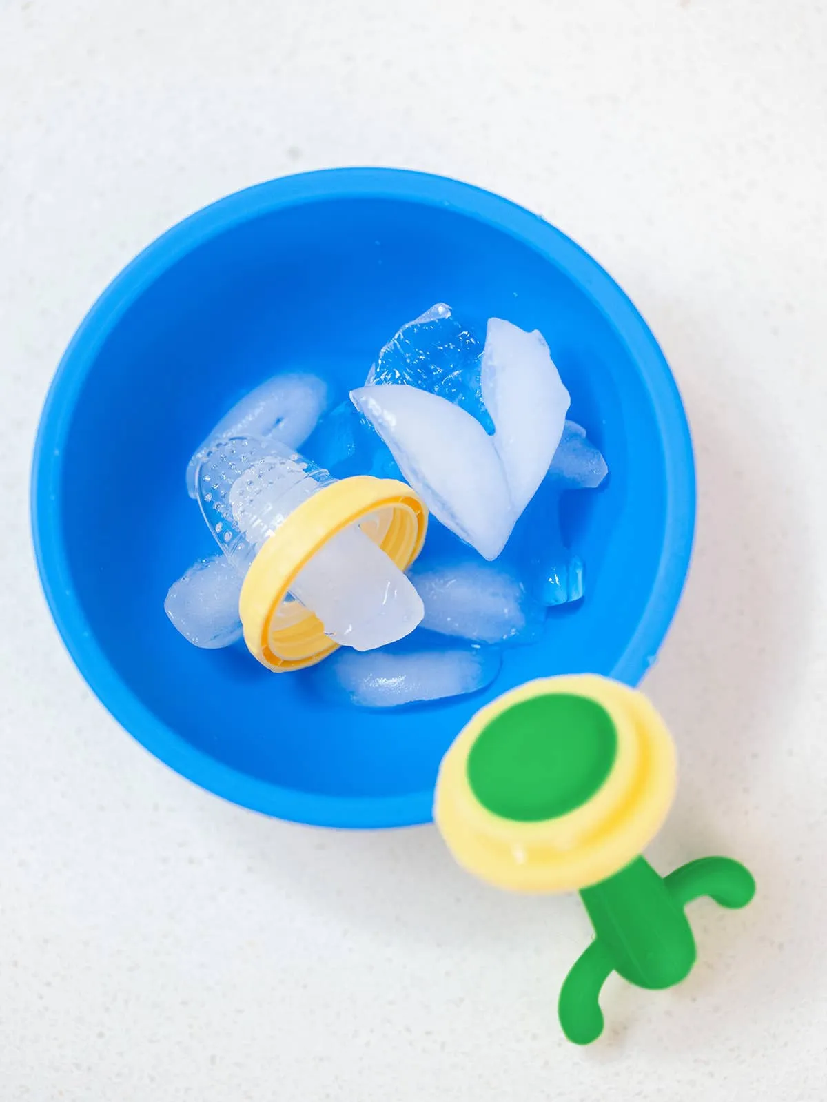 2-in-1 Solid Food Feeder   Teether by Lollaland